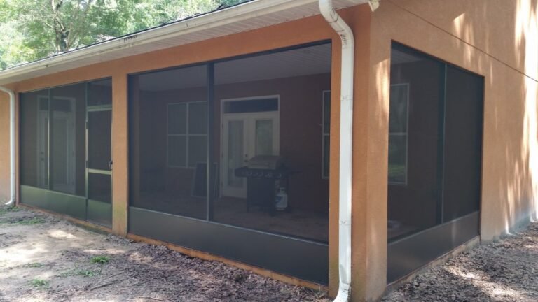 Screen Rooms